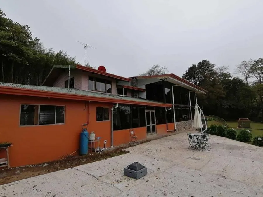 Venta de casa con lote de 6.542m2 en Las Nubes de Coronado RAH 23346 - Venta en Vasquez de Coronado — photo 4