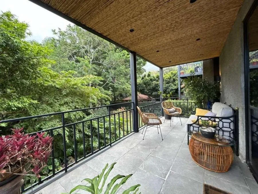 Venta de Apartamento Tipo Casa en Escazú-San Rafael. - Venta en Escazú