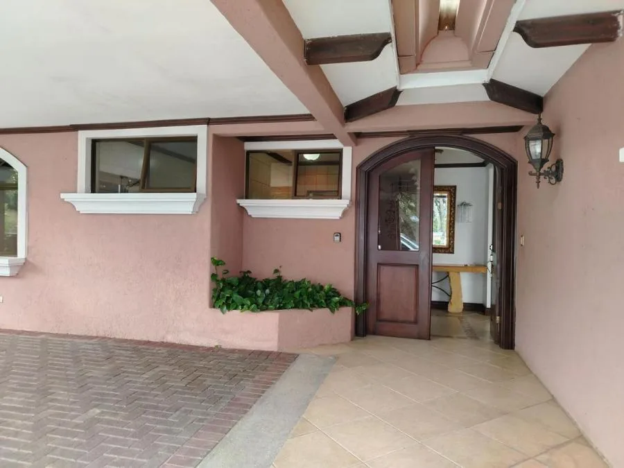 CASA EN VENTA, SAN RAFAEL ESCAZÚ, Cod#25-664 - Venta en Escazú