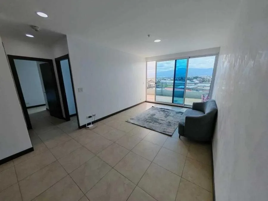 Venta de apartamento en piso 8 en Torre de Paseo Colon, San José - Venta en San José — photo 3