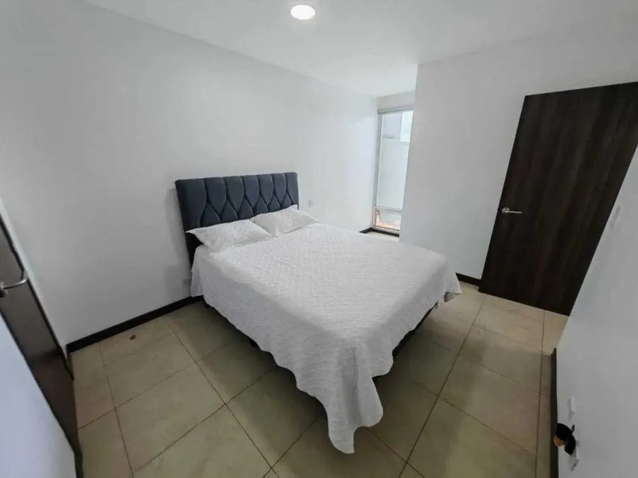 Venta de apartamento en piso 8 en Torre de Paseo Colon, San José - Venta en San José — photo 5