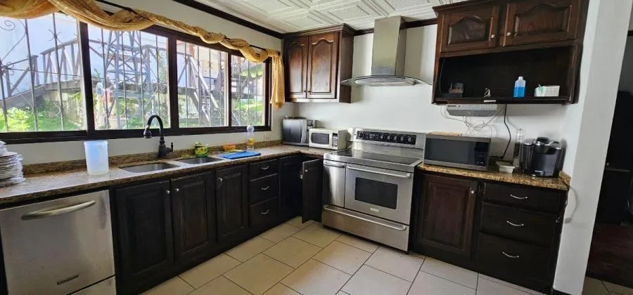 Venta de Casa en Barrio Escalante. RAH 26-576 - Venta en San José — photo 3