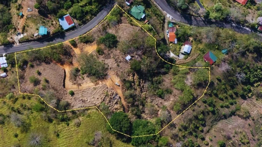 Finca con Vista Panorámica a las Montañas y al Mar - Venta en San Mateo