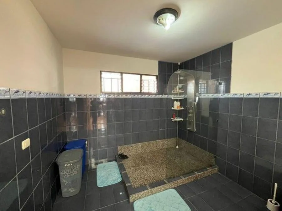 Venta de Casa en Goicoechea, San José. RAH 24-1500 - Venta en Goicoechea — photo 4