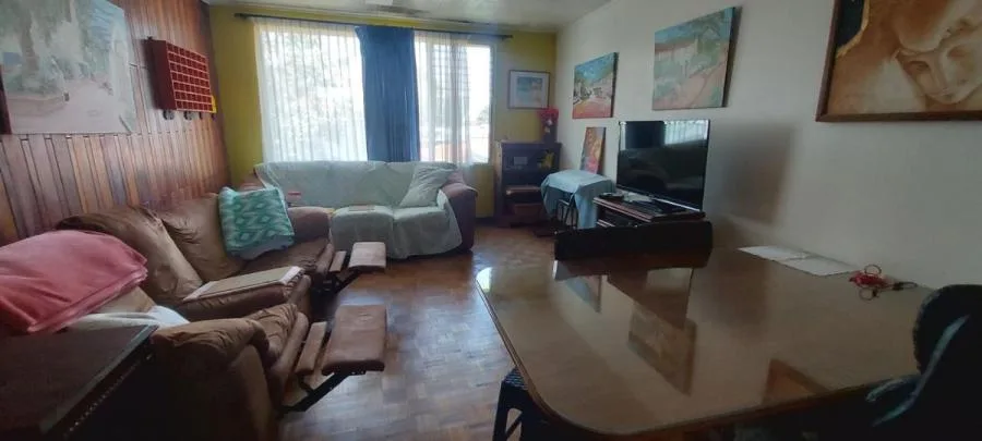 Venta de Amplia Casa en Montes de Oca, San José.  NEGOCIABLE - Venta en Montes de Oca — photo 5