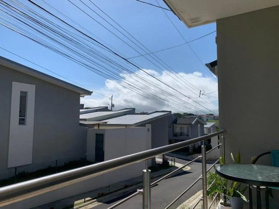 Moderna casa en venta, ubicada en un condominio  RAH 24-123 - Venta en San Pablo — photo 2