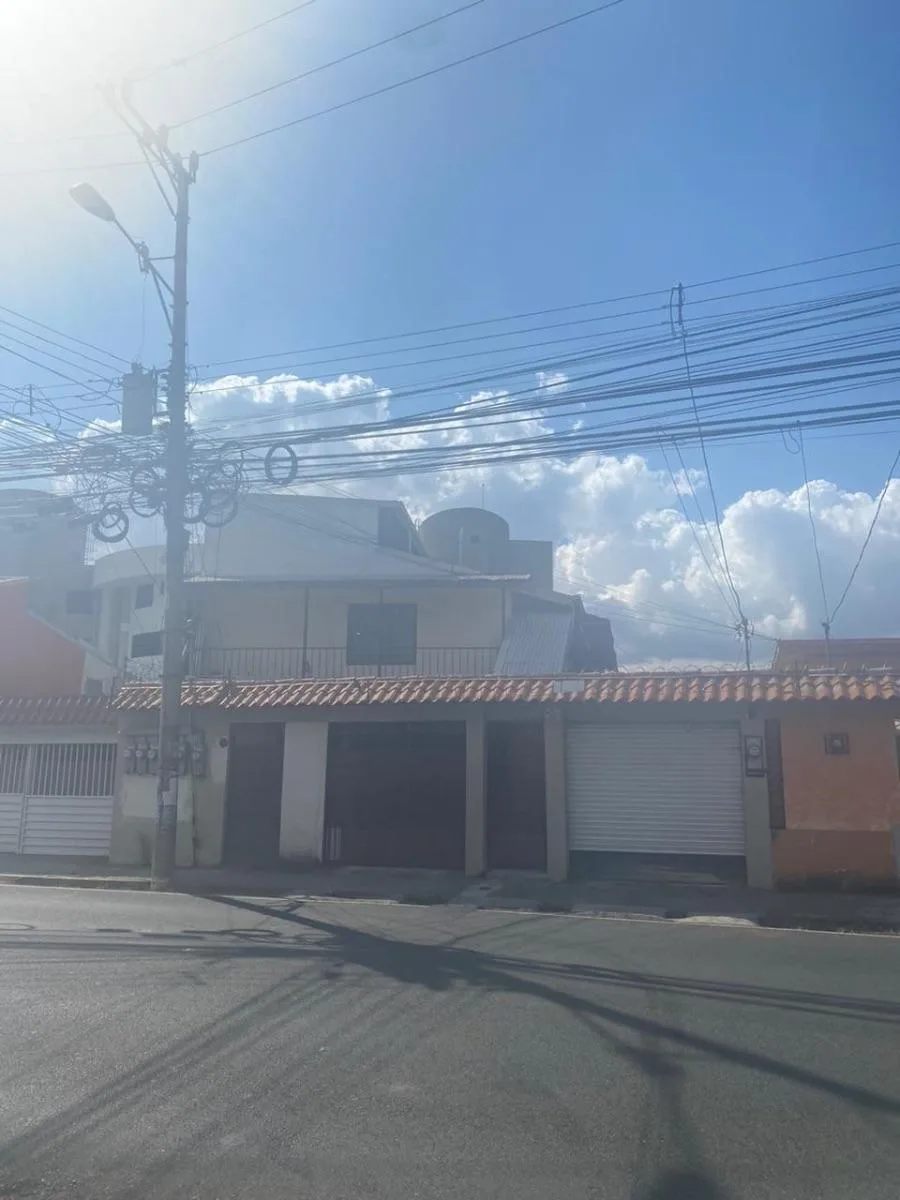 Invierte en tu Futuro: Venta de Conjunto de 6 Apartamentos en Zapote - Venta en Zapote