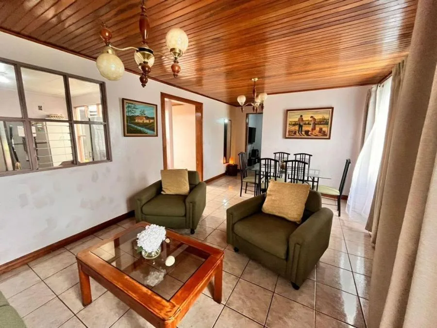 Venta de Casa + Mini Apto en San Juan de Tibás. RAH 26-786 - Venta en Tibás — photo 5