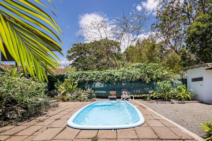 Bright 2-Bedroom Home with Flexible Space ? Tamarindo - Alquiler / Renta en Tamarindo