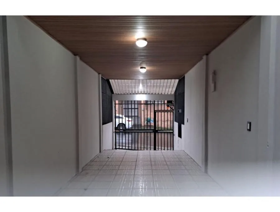 Venta de casa independiente cerca de Los Yoses Sur, San José US$250,000 #JM61 - Venta en San Pedro — photo 3