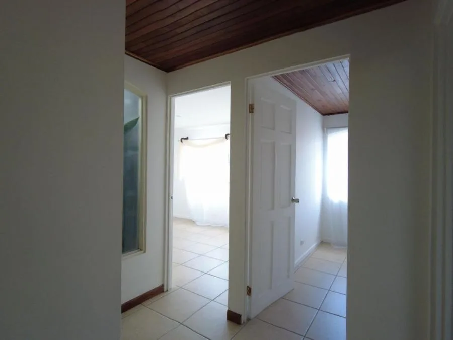 CASA EN VENTA EN SABANILLA, MONTES DE OCA RAH 231448  - Venta en Montes de Oca — photo 3