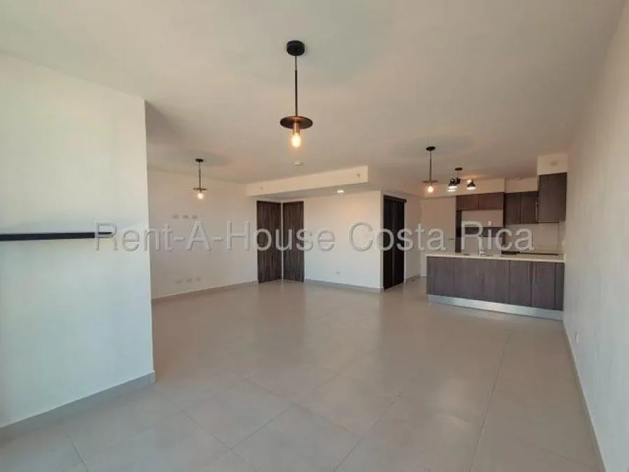 SE ALQUILA APARTAMENTO EN TORRES ALTAMIRA SAN PABLO HEREDIA - Alquiler / Renta en San Pablo — photo 3