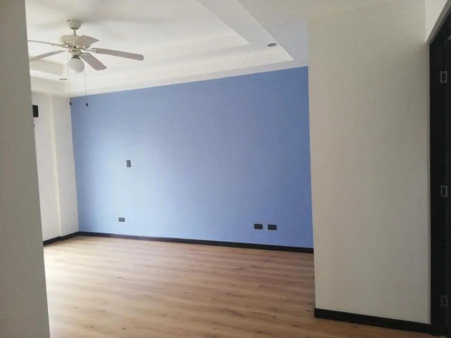 Venta de Apartamento en Uruca, San José. - Venta en Uruca — photo 4