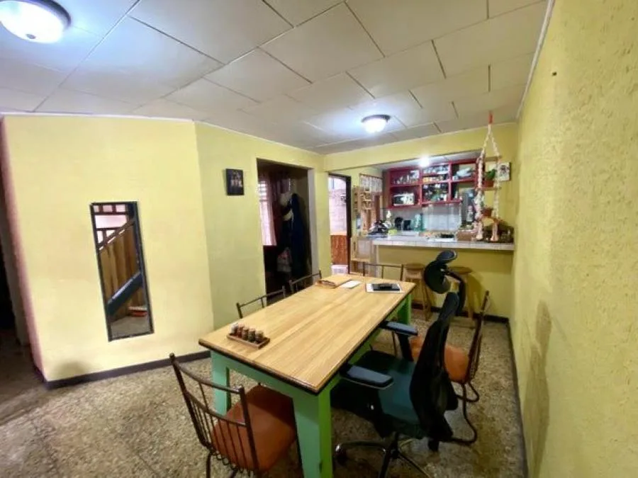 Venta de casa en El Alto Guadalupe, cerca automercado! - Venta en Goicoechea — photo 5