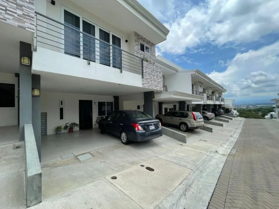 Alquilo Casa amueblada en Santa Ana MGA - Alquiler / Renta en Santa Ana