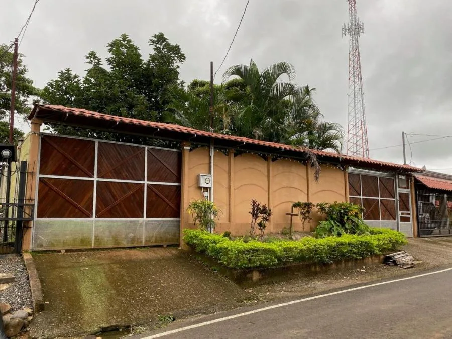 Casa en Venta en Orotina, Alajuela RAH #23132 - Venta en Orotina