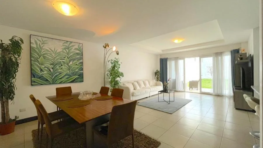 Venta de Casa en San Rafael de Escazú.  - Venta en Escazú
