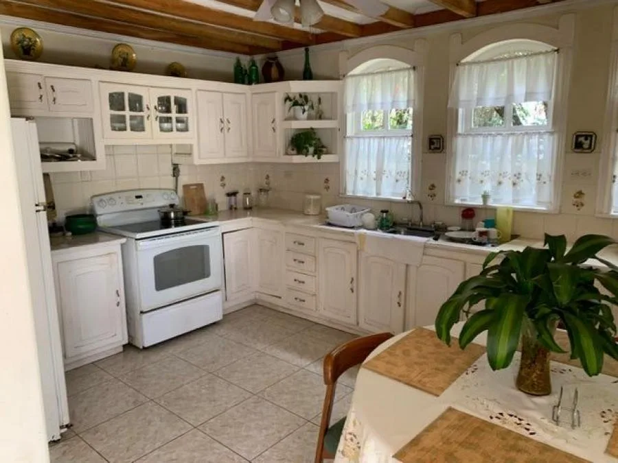 venta de casa en Dota CA - Venta en Dota — photo 4