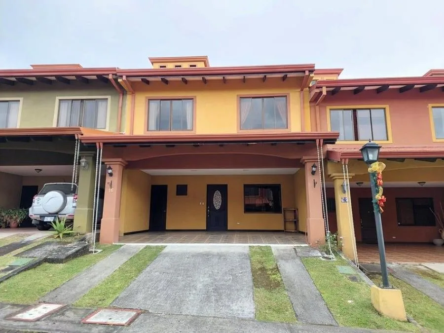 MLS-25-1242 LS VENTA CASA SAN RAFAEL SAN JOSE - Venta en Montes de Oca