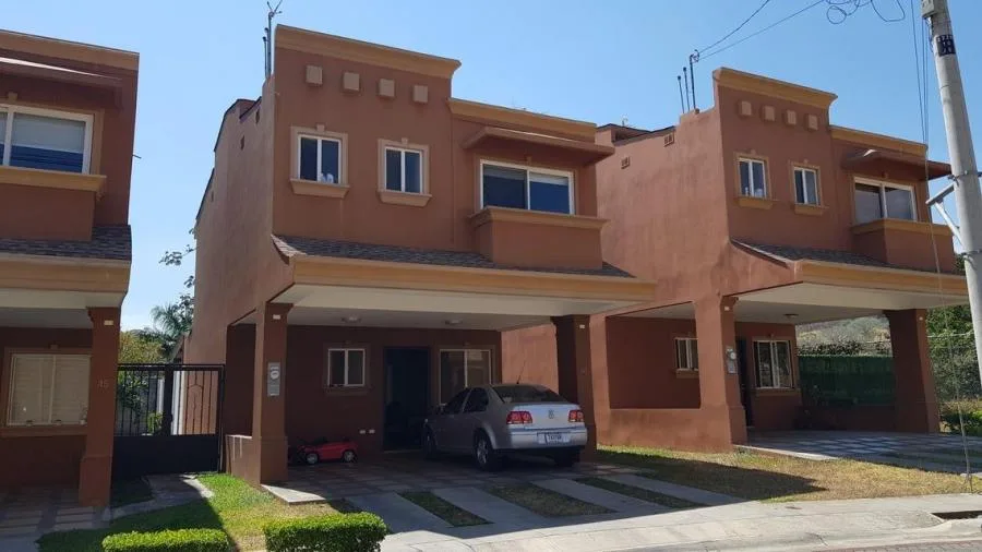 Venta de Casa en Guácima, Alajuela. RAH 25-591 - Venta en Guácima