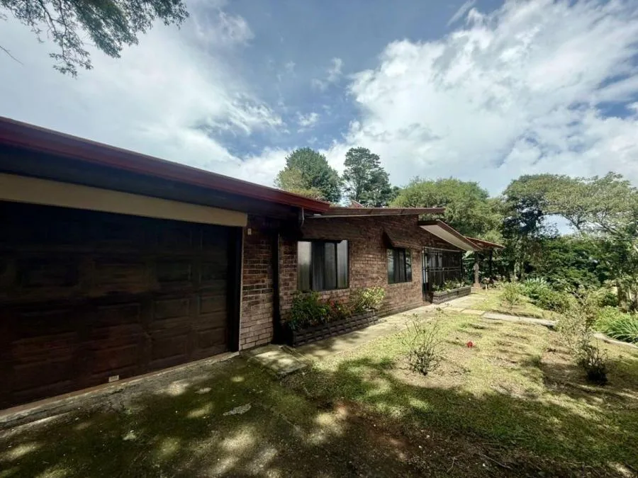 Venta de Casa en Grecia, Alajuela. RAH 26-339 - Venta en Grecia