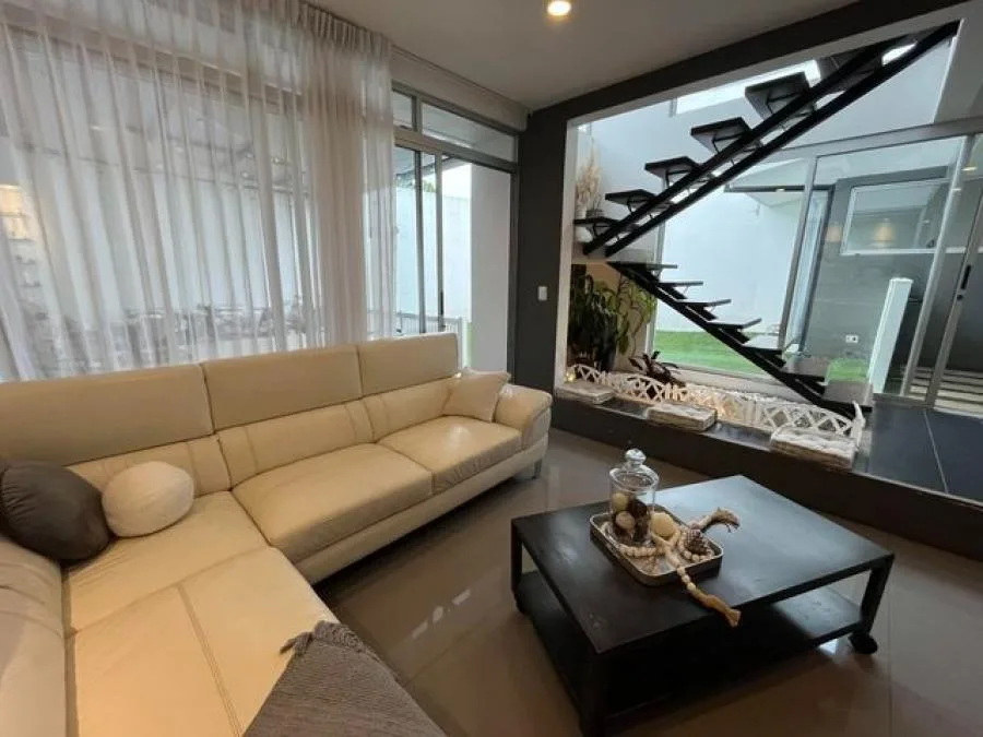 Venta de casa en San Rafael de Montes de Oca GB - Venta en Montes de Oca — photo 2