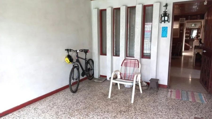 VENTA de casa mas lote incluido ubicado en San Vicente de Moravia /25-47 - Venta en Moravia — photo 3