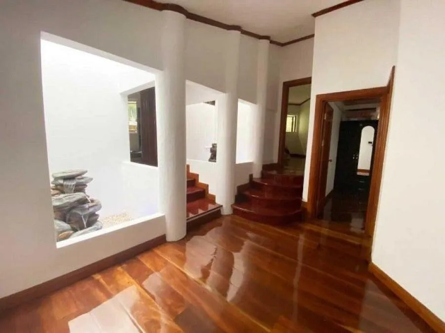 Venta de casa en Guayabos de Curridabat GB - Venta en Curridabat