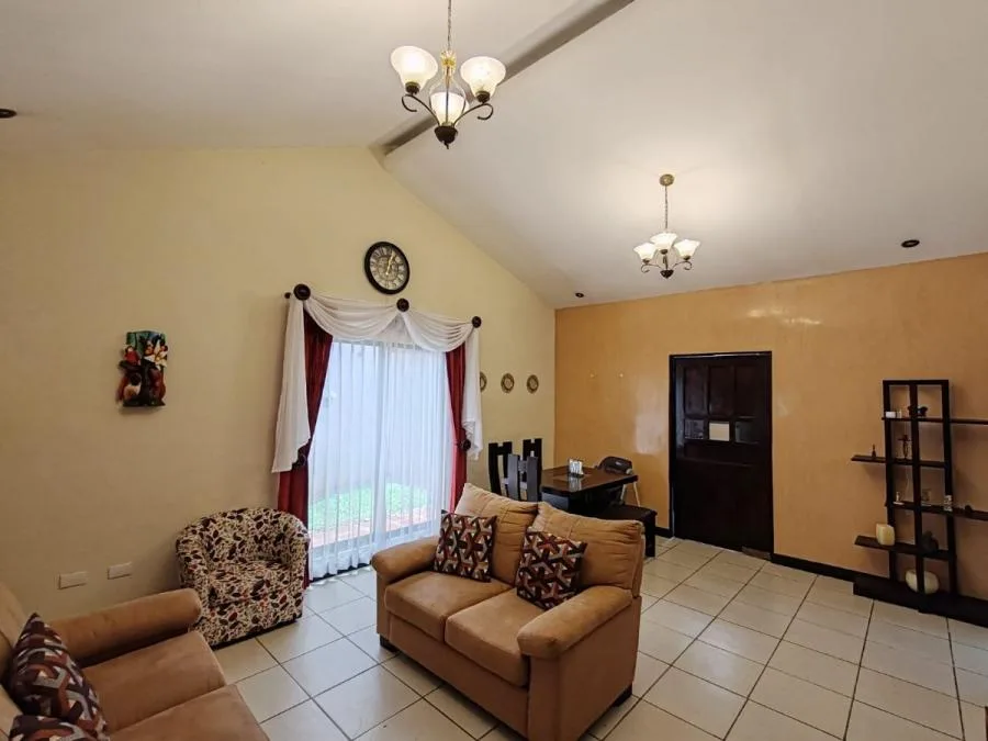 Venta de casa en Residencial Privado en Alta Moravia NG - Venta en Moravia — photo 3