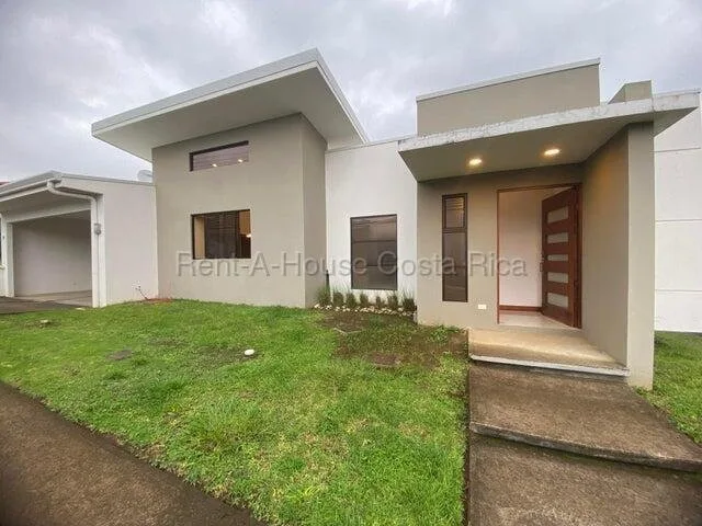 Venta de Casa en Grecia-Puente de Piedra, Alajuela. - Venta en Grecia