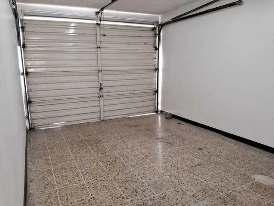 Venta de Casa en Uruca, San José. RAH 26-961 - Venta en Uruca — photo 2