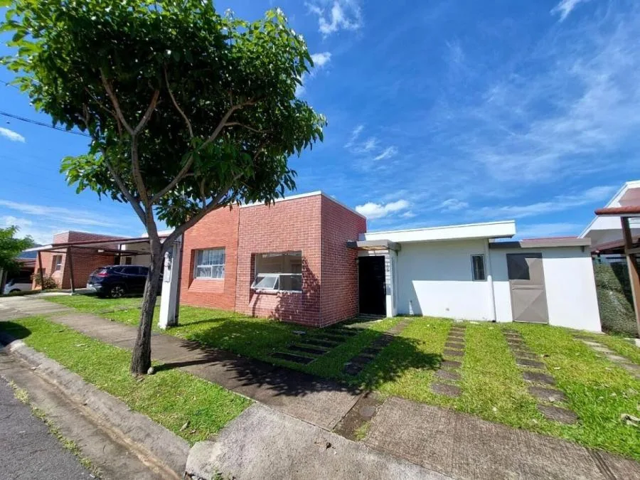 Venta de Casa en Belén-San Antonio de Heredia RAH 26-619 - Venta en Belén