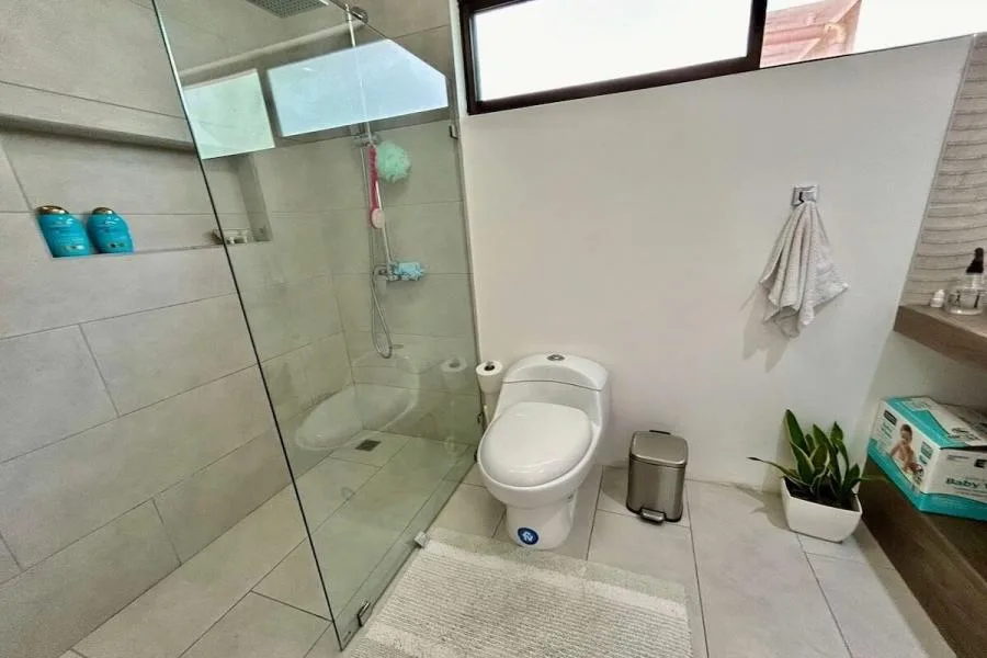 Venta de casa independiente en San Francisco de Dos Ríos, San José #LL157 - Venta en San Francisco de Dos Ríos — photo 3