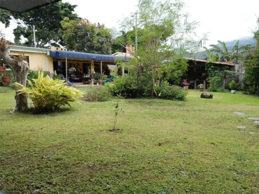 Venta de Casa en San Rafael, Escazú. RAH 25-327 - Venta en Escazú