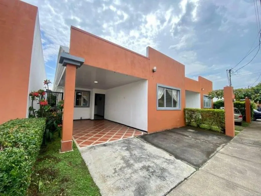 Venta de Casa en San Antonio, Alajuela. RAH 25-43 - Venta en San Antonio