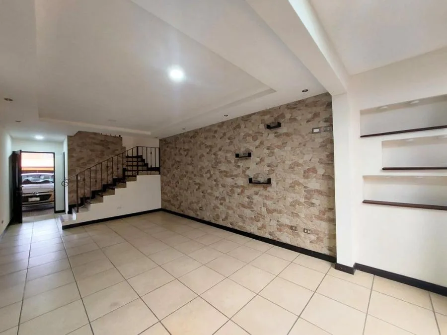 Venta de Casa en Montes de Oca, San José. RAH 25-1242 - Venta en Montes de Oca — photo 5