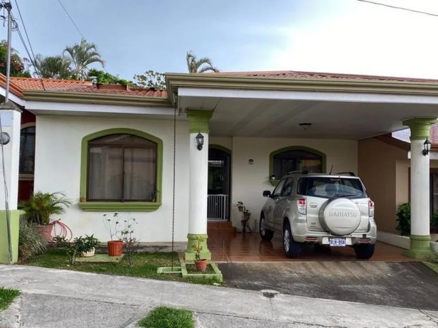 VIVA EN ESTA ENCANTADORA CASA EN  SAN FRANCISCO DE HEREDIA CL22-2036 - Venta en San Francisco