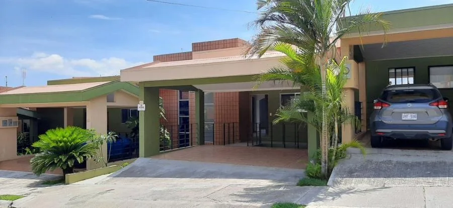 Hermosa casa ubicada en el condominio en A estratégica zona del cantón de Tibás RAH 23-1688 - Venta en Tibás