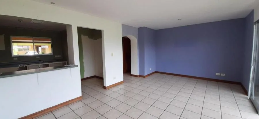 Hermosa casa ubicada en el condominio en A estratégica zona del cantón de Tibás RAH 23-1688 - Venta en Tibás — photo 3