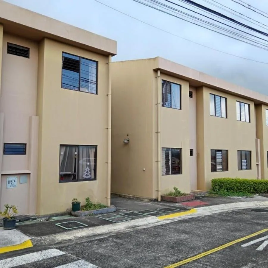 Venta de Apartamento en Moravia, San José. RAH 25-895 - Venta en Moravia