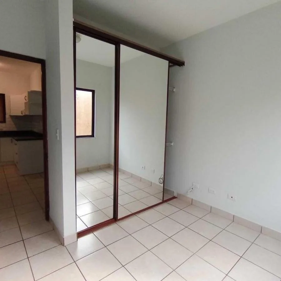 Venta de Apartamento en Moravia, San José. RAH 25-895 - Venta en Moravia — photo 5