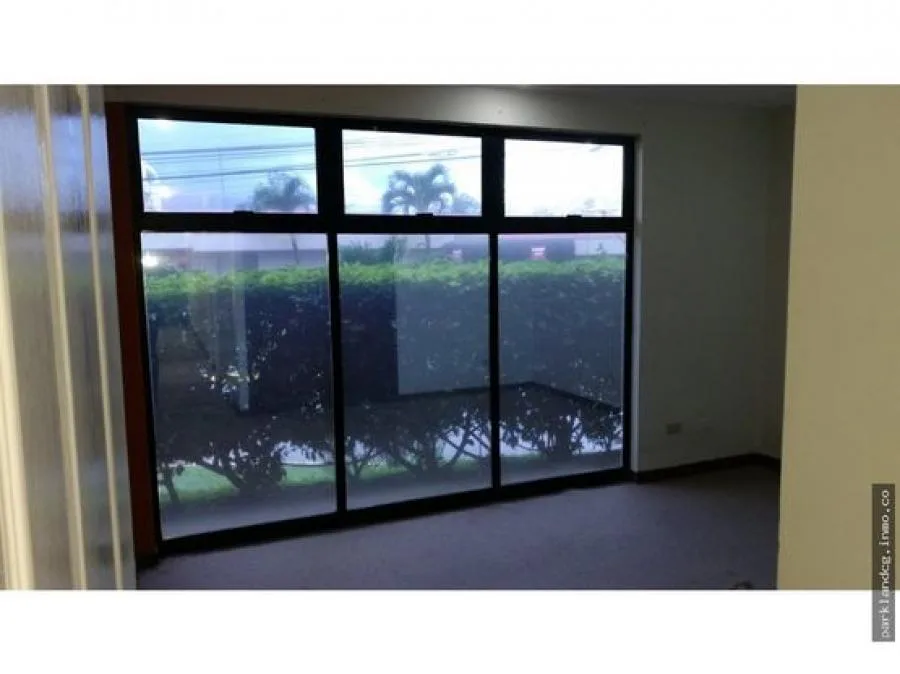 Ofibodega en alquiler en El Barreal de Heredia. PC3613124 - Alquiler / Renta en Heredia