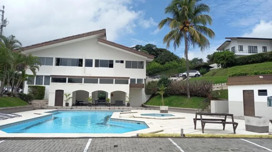 Venta de Apartamento en Piedades, Santa Ana. - Venta en Santa Ana