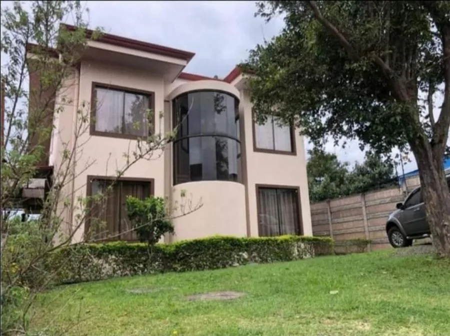 Casa en venta en San Rafael, Heredia. RAH 23-997 - Venta en San Rafael