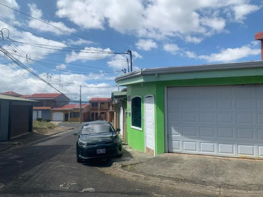 Venta de 4 Apartamentos  en San Pablo, Heredia. RAH 25-1547 - Venta en San Pablo
