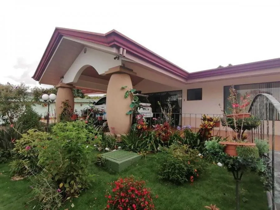 Casa en Venta en San Isidro, Heredia. RAH 23-1164 - Venta en San Isidro