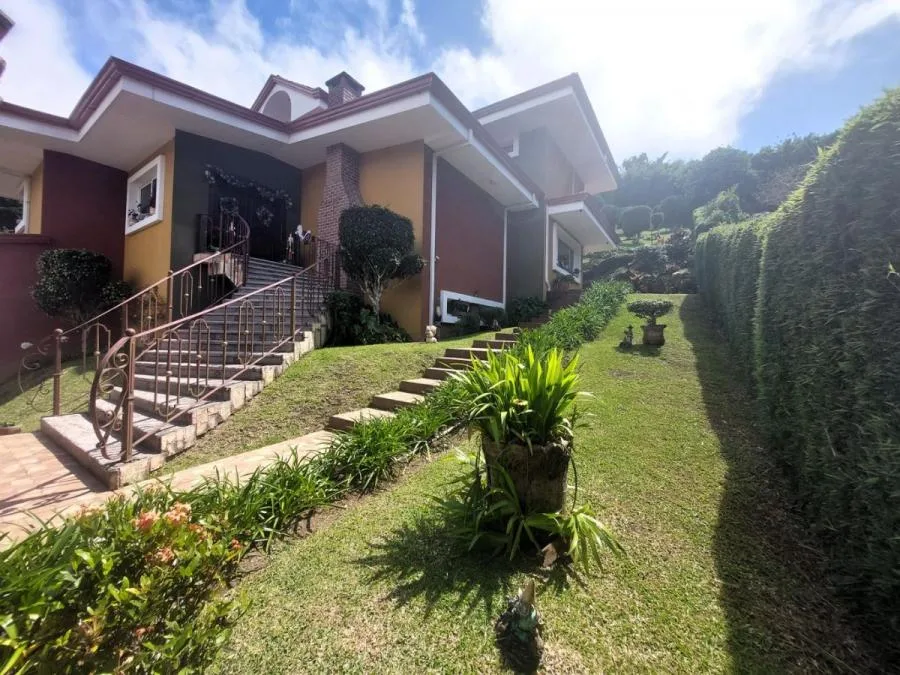 Venta de casa en San Jeronimo Moravia en lote de 2.238 m2 - Venta en Moravia — photo 4