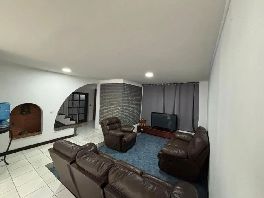 Venta de Casa en Ipis, San José. RAH 25-1741 - Venta en Goicoechea — photo 5