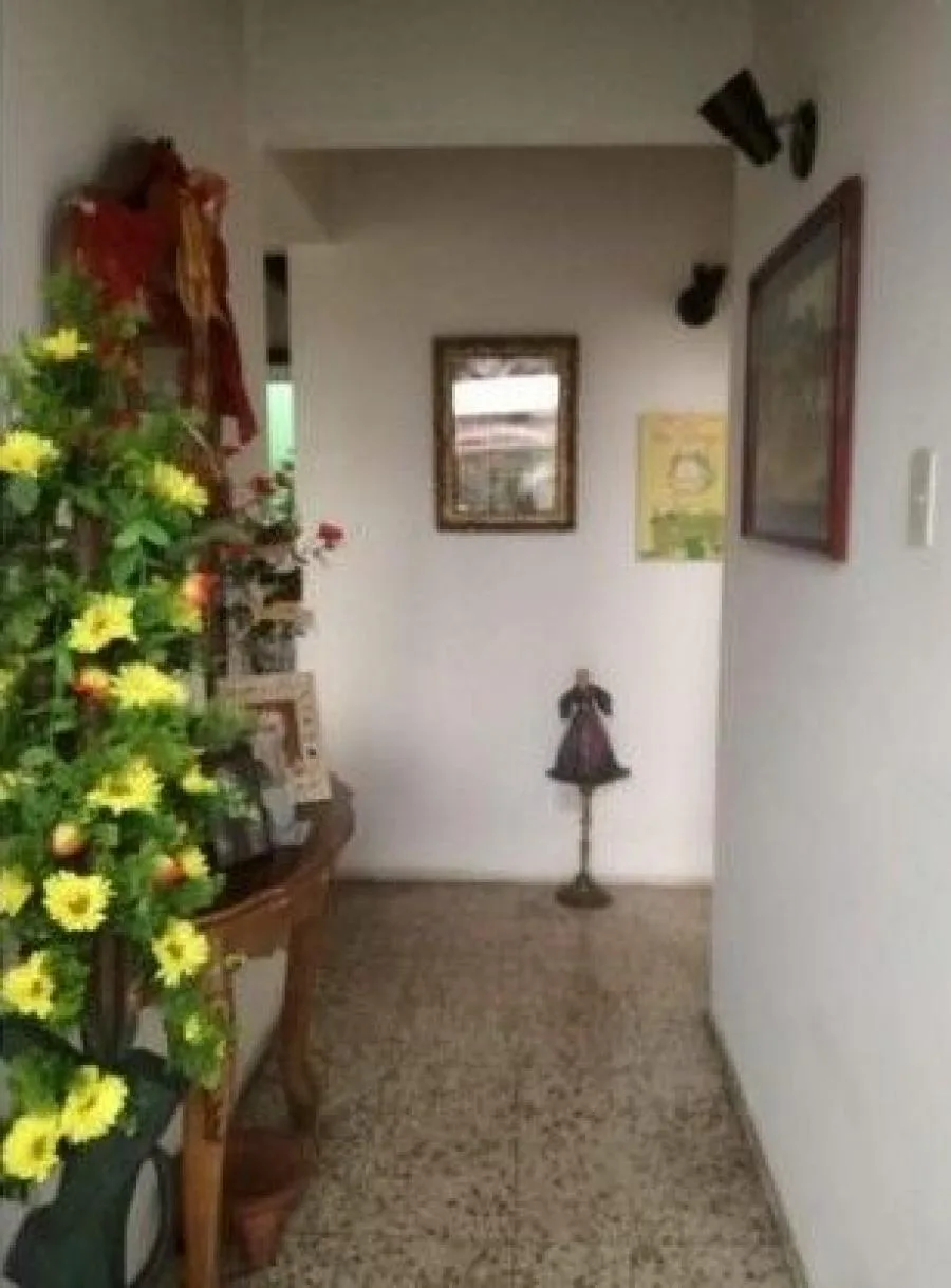 Casa esquinera en Venta en Guadalupe, Uso Mixto- 5PJG7098403 - Venta en Goicoechea — photo 2