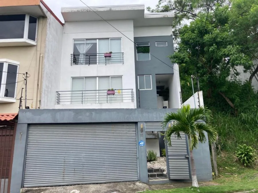venta de casa en san jose escazu - Venta en Escazú